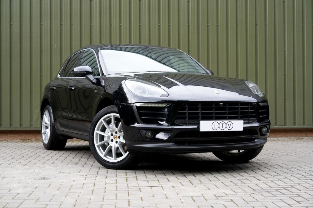 2016 Porsche MACAN