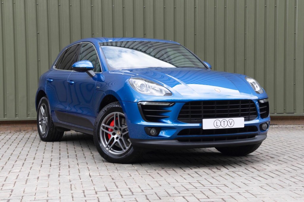 2016 Porsche MACAN